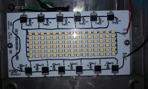 Jaki kabel do halogenów 230V - uniknij błędów w instalacji