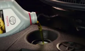 Jak często wymieniać olej w Toyota Corolla? Sprawdź zalecenia