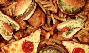 Veggie burger: Ile kosztuje? Od fast foodu po dom pełny kosztorys.