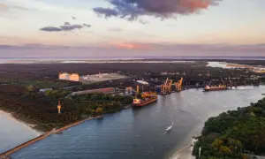 Jezioro Nowowarpieńskie: Tajemnice, atrakcje i nieodkryte miejsca