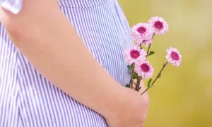 Jak naturalnie wywołać owulację? Skuteczne domowe metody