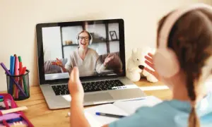Kto ma zdalne nauczanie? Zasady i powody przejścia na online