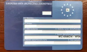 Europejska karta ubezpieczenia zdrowotnego z Krakowa, z numerem identyfikacyjnym NFZ KRAKÓW - WF06.