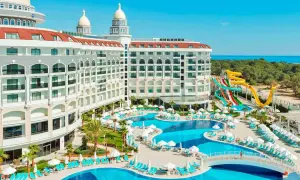 Jaki hotel w Side? Odkryj luksusowe opcje, które Cię zachwycą