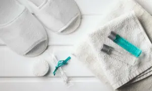 Co zabrać z hotelu? Lista gratisów i zakazów bez ryzyka!