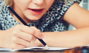 Kto diagnozuje dysleksję? Sprawdź, jak uzyskać pomoc specjalistów