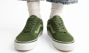 Zielone trampki Vans na grubej podeszwie. Czy 20,5 cm to rozmiar buta, który pasuje do Twojego stylu?