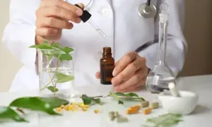 Skuteczność homeopatii w pediatrii: jak leczyć dzieci bez skutków ubocznych