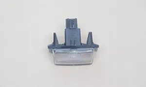 Lampa tablicy rejestracyjnej do Toyota Verso, niezbędna do wymiany żarówki.
