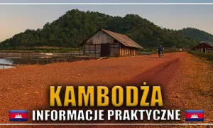 Krajobraz Kambodży: czerwona ziemia, drewniane chaty, wzgórza i człowiek na motorze. Powierzchnia kraju zachwyca.