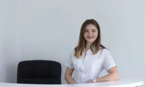 Czy sekretarka medyczna to zawód medyczny? Sprawdź kontrowersje i fakty