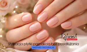 Delikatny, brzoskwiniowy jaki kolor na krótkie paznokcie? Stylizacja płytki bez przedłużania, krótkie i naturalne.