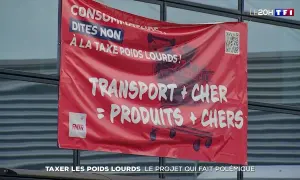 Bannière rouge "Consommateurs, dites non à la taxe poids lourds ! Transport + cher = produits + chers". Document sur la taxe à l'essieu.