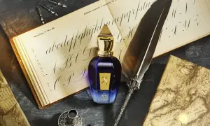 Perfum Xerjoff More Than Words, pióro i księga kaligrafii. Inspiracja do tworzenia historii.