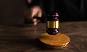 Po jakim czasie wyrok ulega zatarciu? Odkryj kluczowe informacje