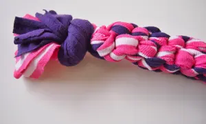 Twój pies pokocha! Bezpieczna zabawka ze sznurka DIY krok po kroku.