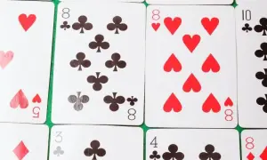 Jak grać w pasjansa klasycznego - proste zasady i skuteczne strategie