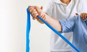 Fizjoterapeuta: Kto to, co leczy i kiedy warto iść? Sprawdź!