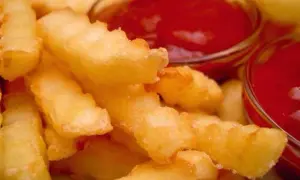 Czy frytki są bezglutenowe? Przewodnik dla celiaków!