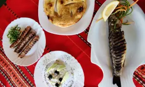 Gdzie zjeść w Nessebarze? Najlepsze miejsca na pyszne dania