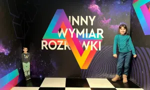 Dzieci w "Innym Wymiarze Rozrywki" – świetny pomysł, co robić w Warszawie gdy pada!