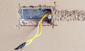 Jak znaleźć kable w ścianie? Skuteczne metody i narzędzia, które działają