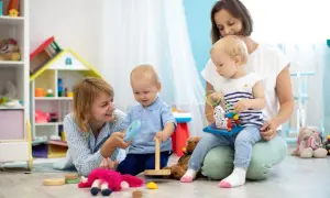 żłobek ile dzieci na jednego opiekuna? Sprawdź kluczowe normy i zasady