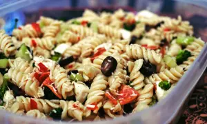 Salat zum Grillen: Klassiker & moderne Ideen für Ihr perfektes BBQ