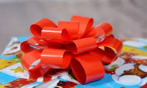 Kokarda na prezent DIY: Proste triki i efekt "WOW"!
