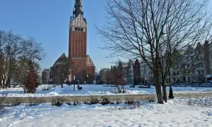 Elbląg: Co zobaczyć? Unikalna starówka, Kanał Elbląski, Bażantarnia