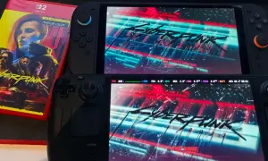 Caja de Cyberpunk 2077 Ultimate Edition para Switch junto a una Steam Deck y una consola portátil mostrando el juego. ¡Ideal para comparar los requisitos!