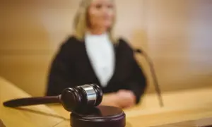 Wygrana z ZUS: Kiedy wyrok jest prawomocny? Terminy odwołań