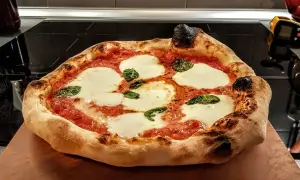 Jak zrobić pizzę w domu - prosta receptura na idealne ciasto