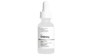 Serum z kwasem salicylowym 2% od The Ordinary, idealny do walki z niedoskonałościami i problemami skóry.