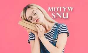 Dziewczyna w okularach zasnęła z książkami na tle w kolorze różowym. Motyw snu.