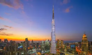 Ile ma najwyższy budynek świata? Zaskakujące fakty o Burj Khalifa