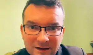 Czy oglądanie filmów od 16 lat to grzech? Poznaj moralne dylematy