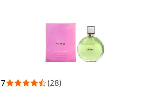 Chanel Chance Eau Fraiche w zielonej butelce obok różowego pudełka. Zapach dla kobiet.