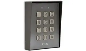 Digicode Extel gris avec pavé numérique et deux voyants lumineux.