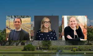 Tre personer ler mot kameran, symboliserande delaktighet och inflytande. Bakgrunden visar en vacker park med en damm och gamla byggnader.
