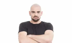 Ile lat ma Igor z Big Brothera? Zaskakujące fakty o uczestniku
