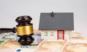 Jak kupić tanio mieszkanie od komornika i uniknąć pułapek