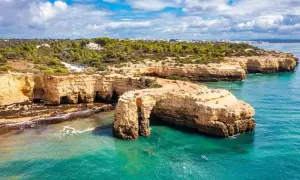 Niezapomniane atrakcje w Algarve, które musisz zobaczyć podczas wakacji