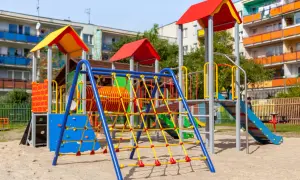 Ile kosztuje plac zabaw? Poznaj ukryte koszty i oszczędności