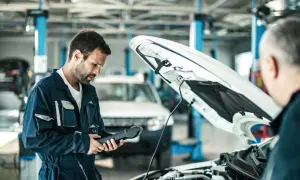 Co sprawdza diagnosta na przeglądzie motoroweru? Lista i porady