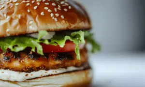 Burger poulet maison: le guide ultime pour un résultat parfait