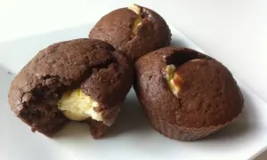 Jak perfekcyjnie nadziać muffinki – proste techniki i najlepsze nadzienia