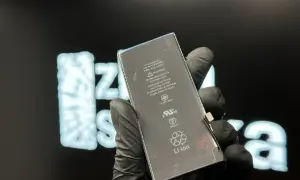 Wymiana baterii iPhone 14 - poznaj ceny i najlepsze serwisy w Polsce