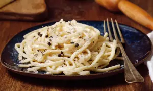 Najprostsze spaghetti: szybkie i łatwe przepisy na każdy dzień