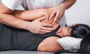 Boli po rehabilitacji? Sprawdź, kiedy to sygnał postępu, a kiedy alarm!